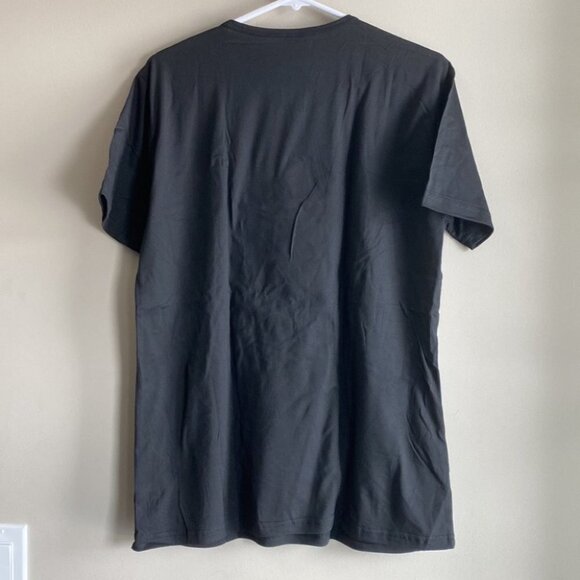 Black Printed T-Shirt NWOT - Picture 3 of 5